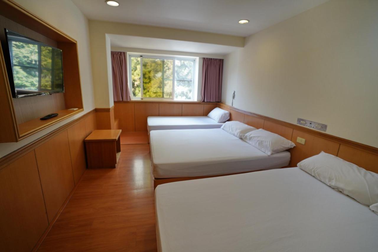 Wun Sun Hotel Чжунчжэн Экстерьер фото
